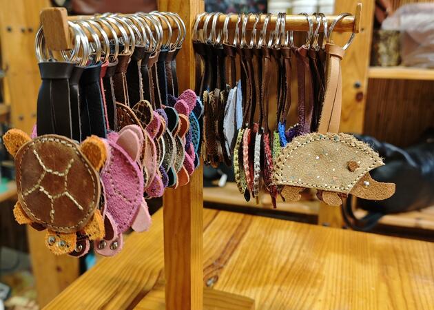 Galería de imágenes Artesanía en Piel Berdejo 3