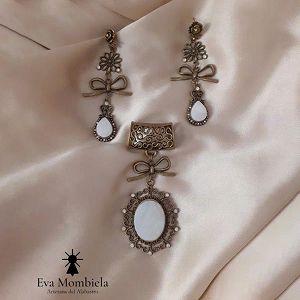 Foto de portada Eva Mombiela